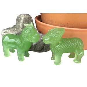 2 Vtg 80s Guardian Ming Dynasty Glass Jade Green Foo Dog Statue Figurine Set